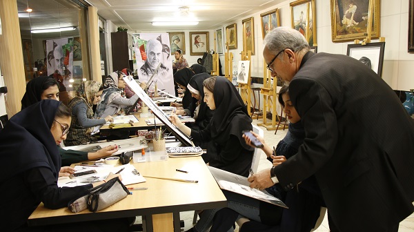 کارگاه تولید اثر نقاشی سردار سلیمانی در بیرجند برگزار شد