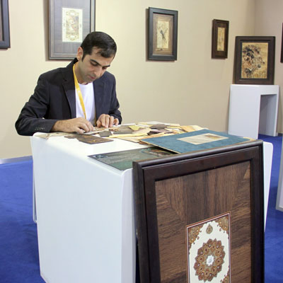 برگزاری نمایشگاه مجازی از آثار معرق «محسن کاوه» + تصاویر