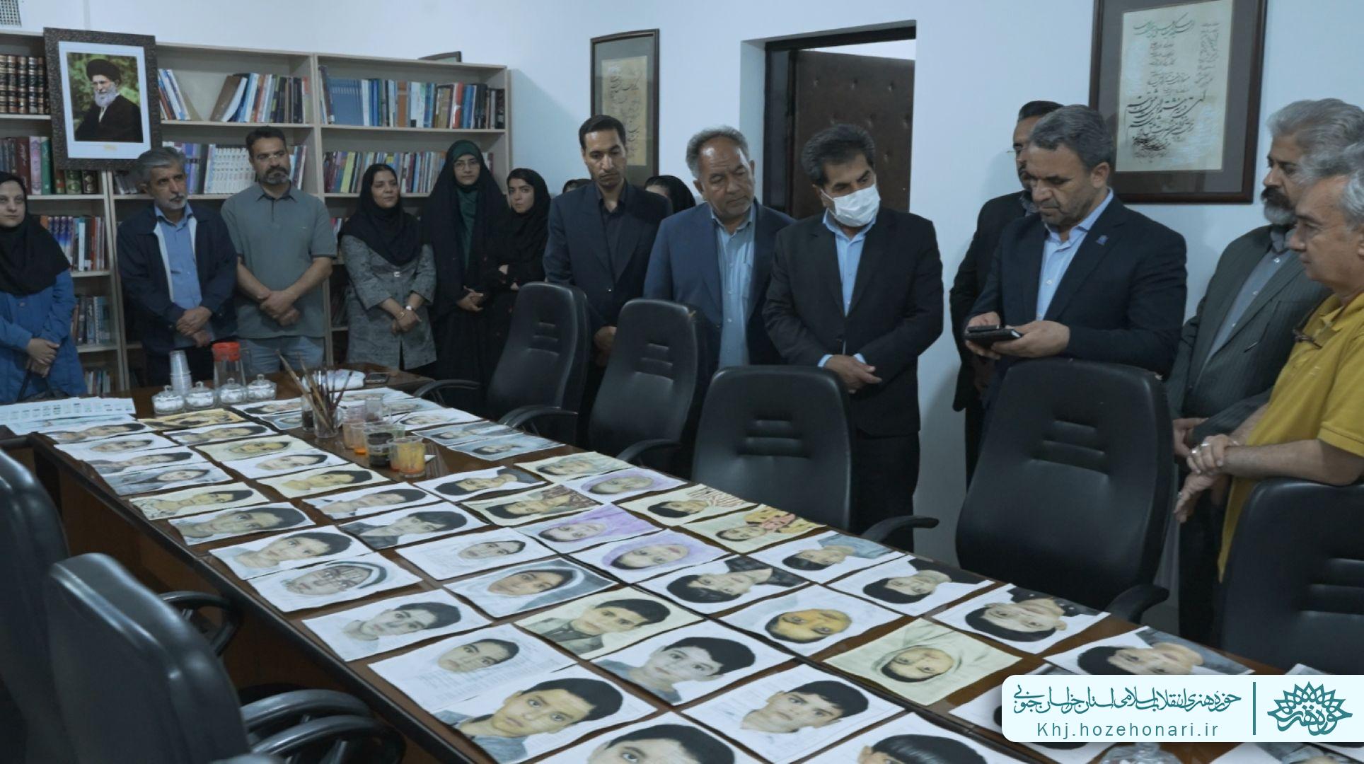 بازدید معاون وزیر آموزش و پرورش،احمد محمودزاده به همراه خسروی نماینده بیرجند در مجلس شورای اسلامی از کارگاه و نمایشگاه رویداد بین المللی نای میناب در محل ساختمان حوزه هنری استان خراسان جنوبی