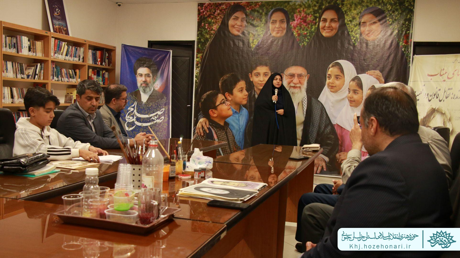 افتتاح نمایشگاه رویداد بین‌المللی «نای میناب» در حوزه هنری خراسان جنوبی