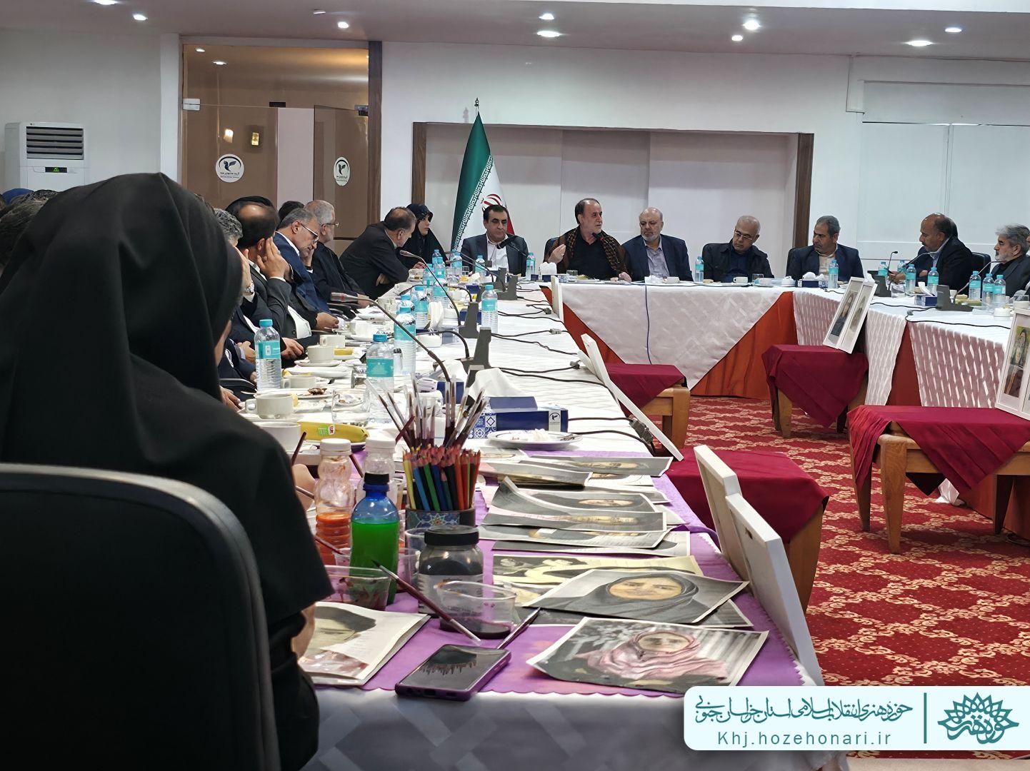 کاروان «نای میناب» صدای مظلومیت دانشآموزان میناب را به گوش مسئولان رساند کاروان «نای میناب» صدای مظلومیت دانشآموزان میناب را به گوش مسئولان رساند
