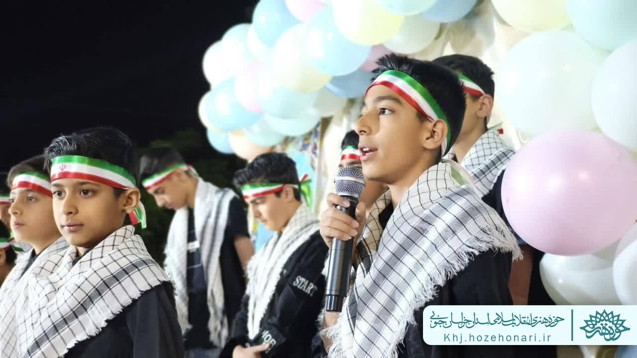 شرکت ۱۶ گروه سرود در رویداد مردمی «سرودهای حماسی نجوای عهد»