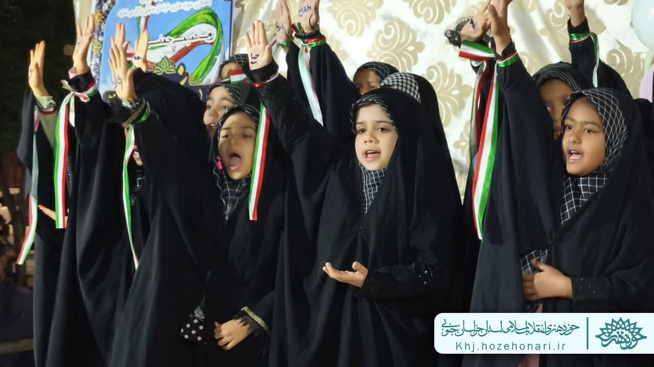 شرکت ۱۶ گروه سرود در رویداد مردمی «سرودهای حماسی نجوای عهد»